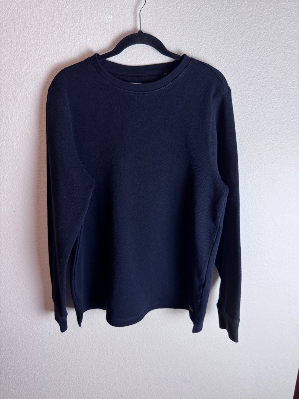 Legendary Outfitters Men's Black Crew Neck Pullover Knit Sweater Long Sleeve L